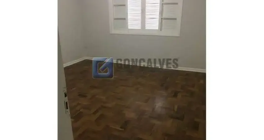 Casa com 2 quartos para alugar na Rua Caminho do Pilar, Vila Gilda, Santo André