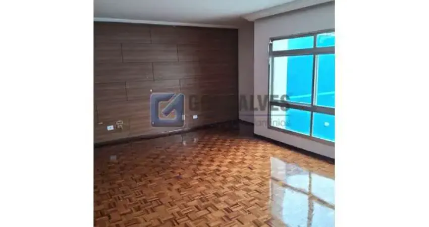 Casa com 5 quartos para alugar na Rua João Marotti, Santa Terezinha, São Bernardo do Campo