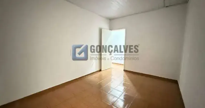 Casa com 2 quartos para alugar na Avenida Imperador Pedro II, Nova Petrópolis, São Bernardo do Campo