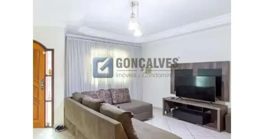 Casa com 3 quartos para alugar na NUPORANGA, R, Bangú, Santo André