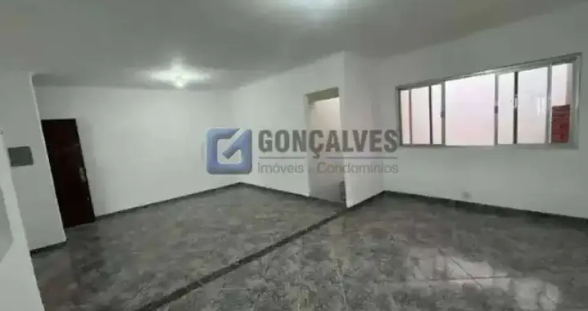 Casa com 3 quartos para alugar na DOS VIANAS, R, Baeta Neves, São Bernardo do Campo