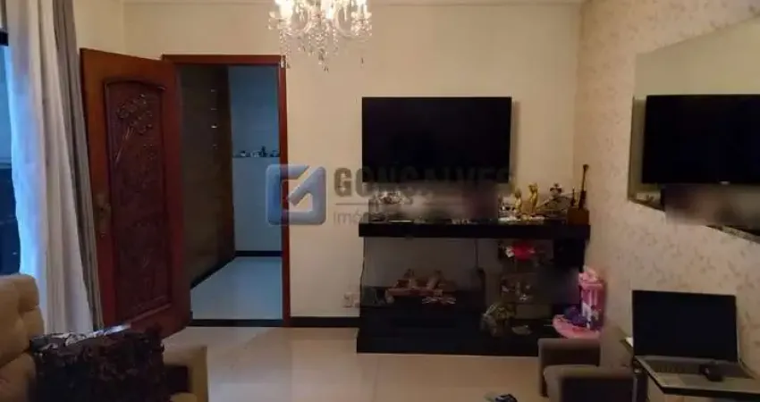 Casa com 4 quartos para locação na vila gonçalves em são bernardo do campo/sp.