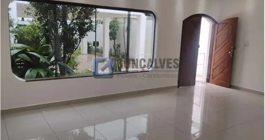 Casa com 4 quartos para alugar na Avenida dos Andradas, Vila Assunção, Santo André