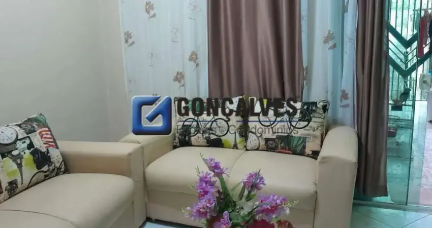 Sobrado para Aluguel em Montanhão, São Bernardo do Campo – 2 Quartos, 1 Suíte, 47 m²