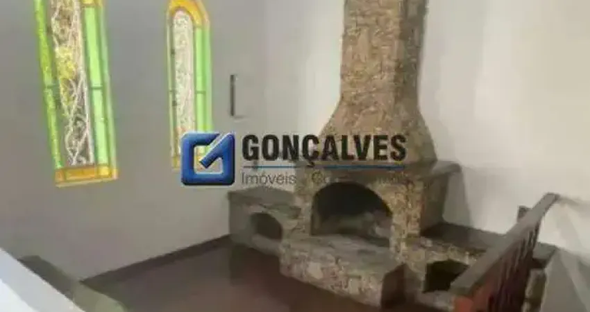 Sobrado residencial com 4 dormitórios (1 suíte) e 4 vagas em São Bernardo do Campo – Bairro Dos Casa