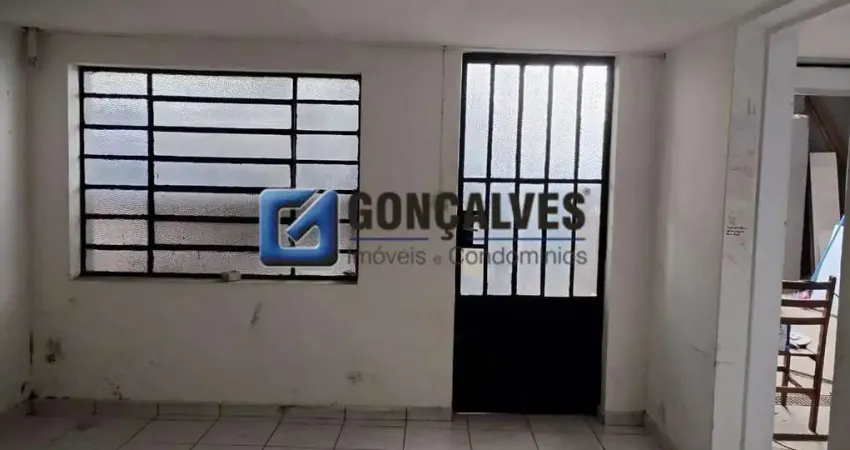 Salão Comercial para Aluguel em Planalto, SBC – 404,12 m², 3 Banheiros, Acabamento Rústico