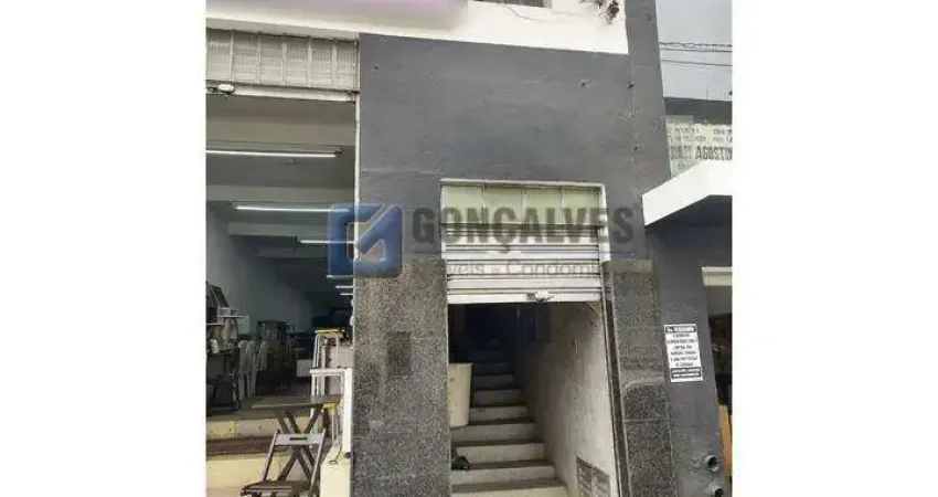 Sobreloja Comercial para Alugar em Fundação, São Caetano do Sul – 700 m²