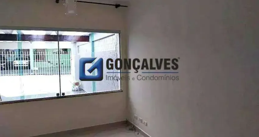 Sobrado para Aluguel em Baeta Neves (São Bernardo do Campo) - 2 quartos, 117 m², 1 vaga