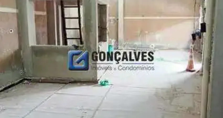 Salão Comercial Frente | 69 m², Porcelanato, Cabeamento Estruturado – Aluguel R$ 3.990,00
