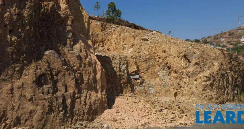 Terreno à venda no Jardim Bandeirantes, Poços de Caldas