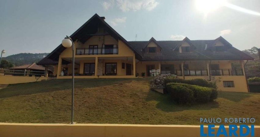 SOBRADO - CHÁCARA SÃO FRANCISCO - MG