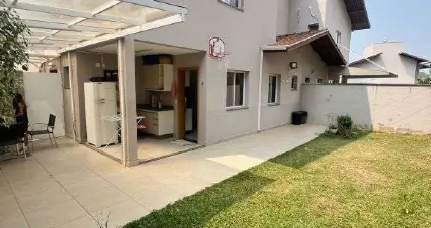 CASA EM CONDOMÍNIO - SANTA ÂNGELA - MG