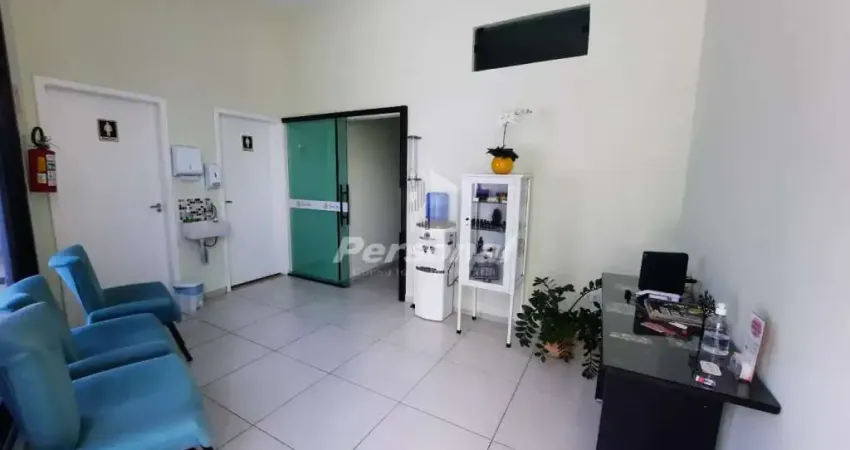 Casa à venda na Vila São José, Taubaté 