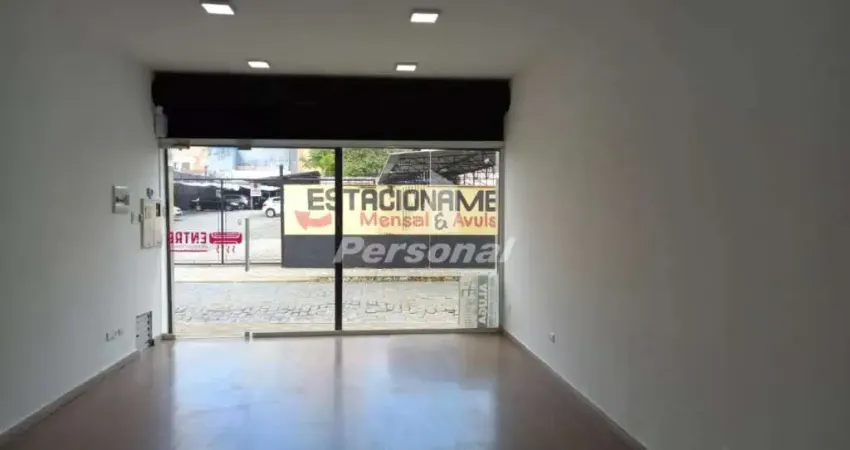 Casa comercial com 1 sala para alugar no Centro, Taubaté 