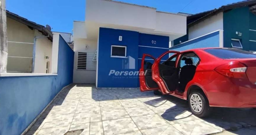 Casa Condomínio Villagio Flores  com 3 dormitórios sendo 1 suite - CA0263