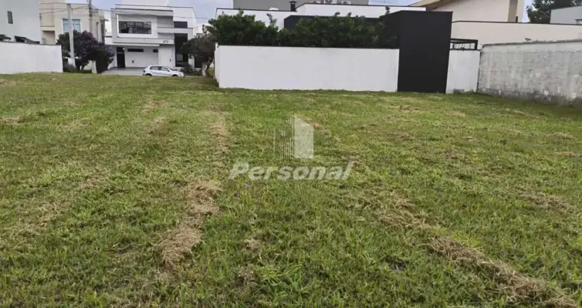 Terreno de 300m² para venda,  Residencial Ouroville,  - TE6315