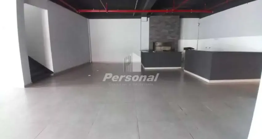 Casa comercial com 1 sala para alugar no Centro, Taubaté 
