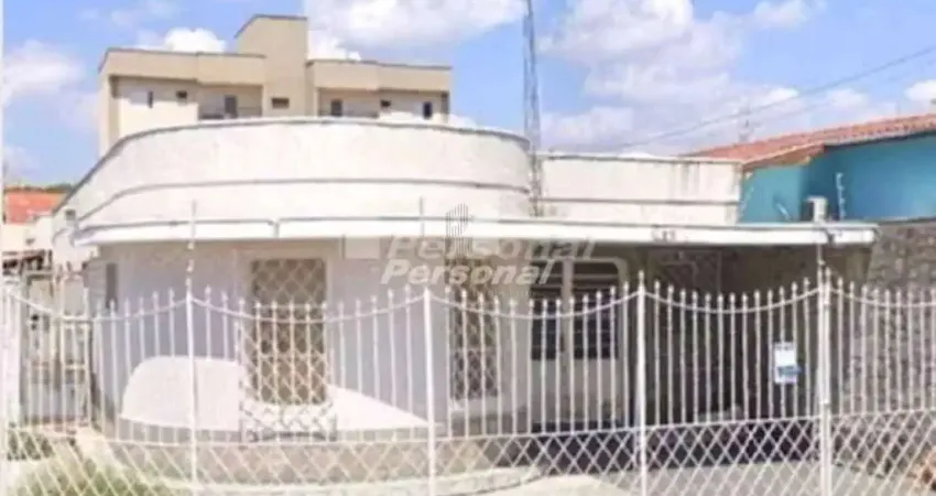 Casa com 3 dormitórios, 310 m² - venda por R$ 700.000,00  - Jardim Maria Augusta - Taubaté/SP - CA0060