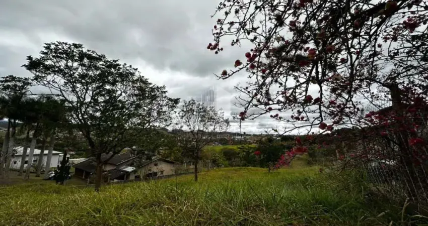 Terreno à venda no Chácaras Cataguá, Taubaté 