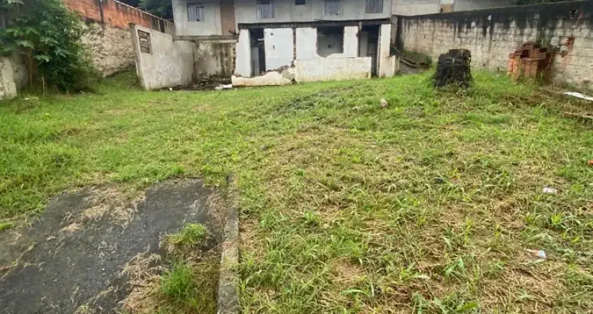 Excelente terreno plano para venda, no bairro Lamenha Grande, em Almirante Tamandaré - PR.