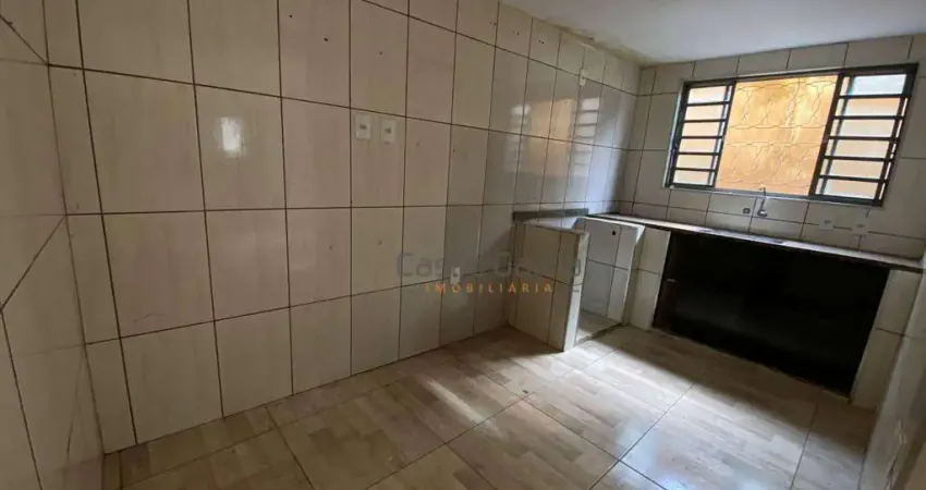 Casa com 2 quartos para alugar, contendo 80 m² de área útil no bairro jardim são roque - americana/sp