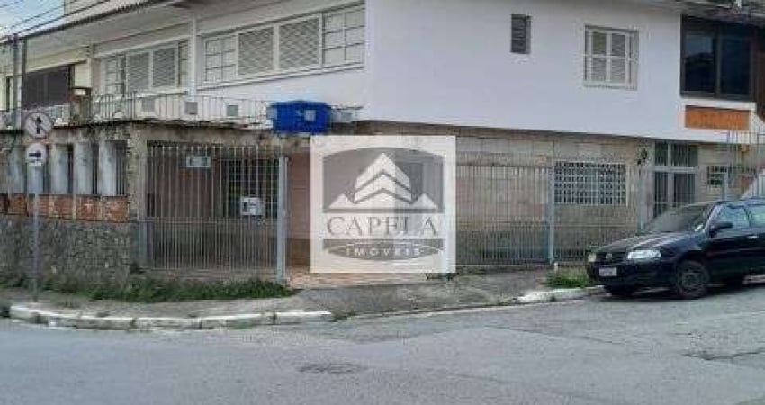 Casa de esquina a venda no Jardim Paraiso