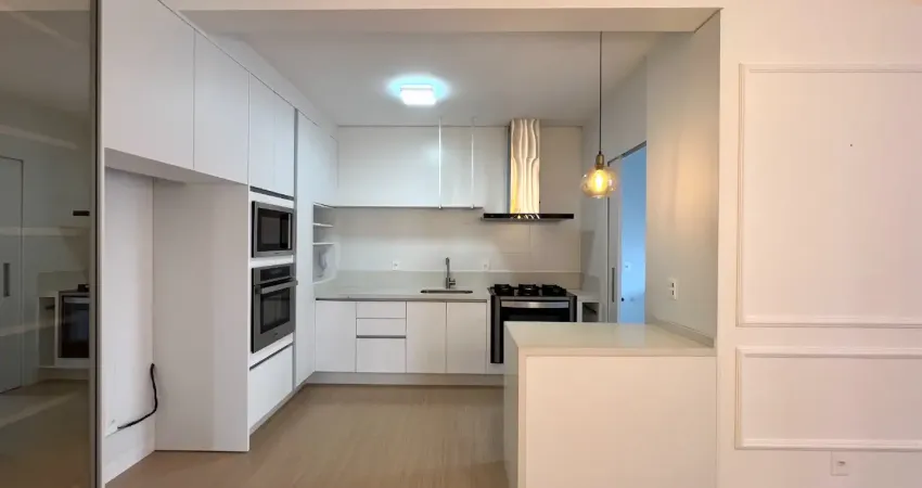 Apartamento semi mobiliado no America, com 03 ótimas suítes e duas vagas de garagem