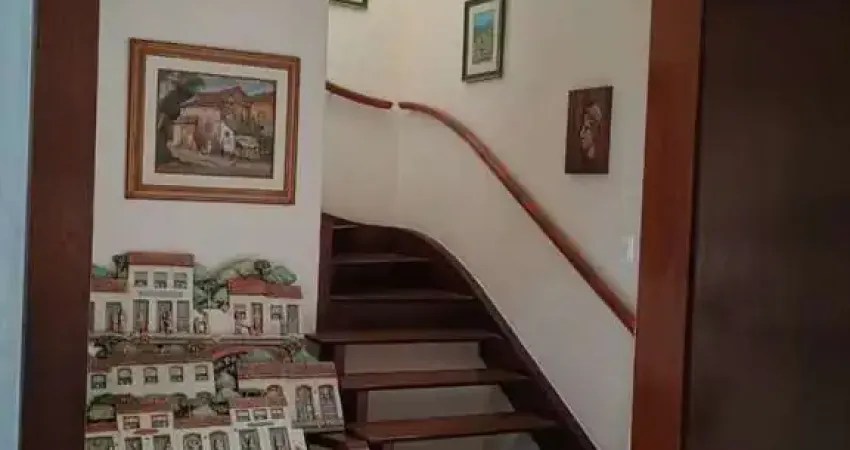 Sobrado com 3 dormitórios à venda, 189 m² por R$ 851.000,00 - Centro - Jundiaí/SP