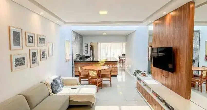 Casa com 3 dormitórios à venda, 200 m² por R$ 910.000,00 - Condomínio Chacur - Várzea Paulista/SP