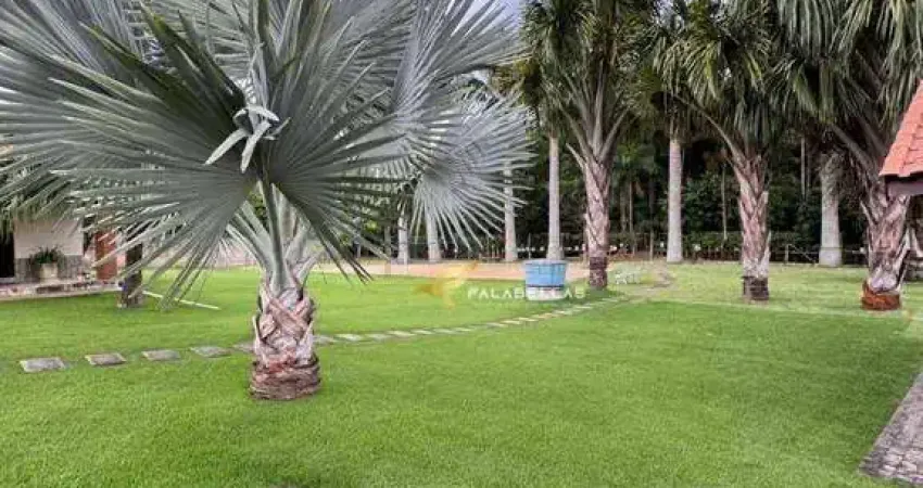 Chácara com 2 dormitórios à venda, 3940 m² por R$ 1.649.000,00 - Bairro do Pinhal - Itatiba/SP