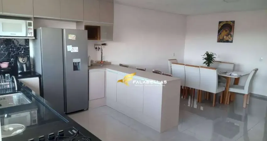 Casa com 3 dormitórios à venda, 215 m² por R$ 950.000,00 - Condomínio Chacur - Várzea Paulista/SP