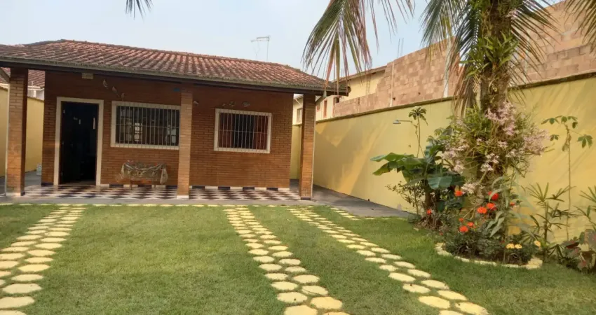 Casa com 3 quartos à venda na Rua Luiz Lira, 156, Martim de Sá, Caraguatatuba