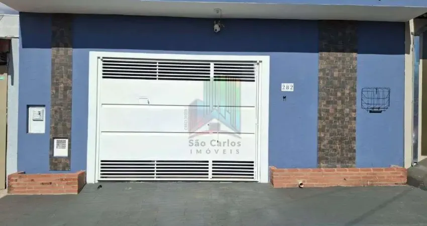 Casa com 3 quartos à venda na Rua Ilton Bis, 282, Residencial Parque Douradinho, São Carlos