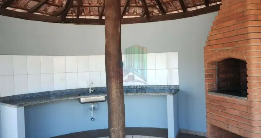 Um salao comercial de 170 m2 com varias areas anexas, totalizando 368,0 m2