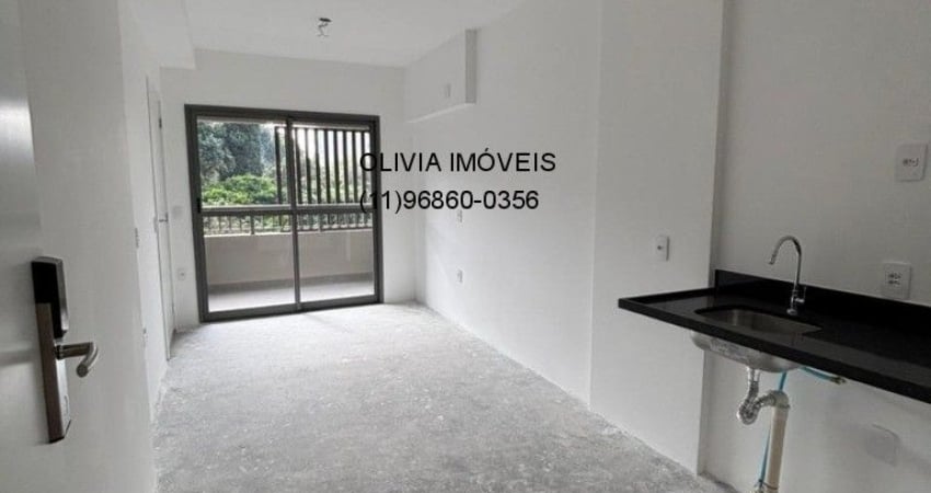 Stúdio NR em Pinheiros com 34m², pronto para rentabilizar, próx ao metrô e Hospital das Clínicas.