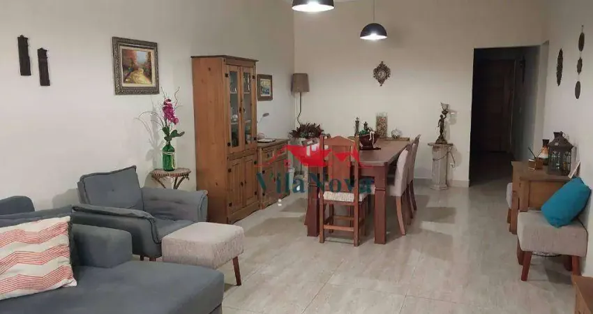 Jardim Europa - Casa com 3 suítes e piscina
