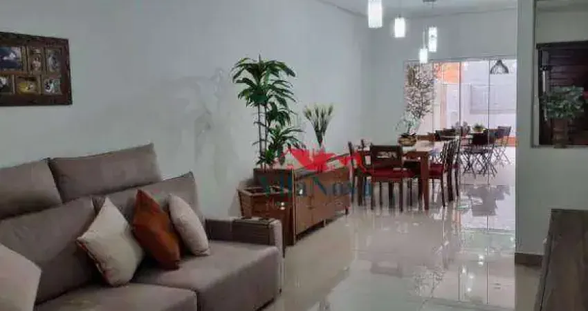 CASA DE 2 ANDARES À VENDA COM 3 SUÍTES, PLANEJADOS, ÁREA GOURMET, PISCINA E 3 VAGAS NO ITAICÍ - INDAIATUBA - SP!