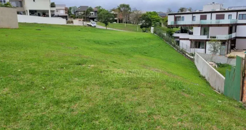 Terreno à venda, 763 m² por R$ 1.100.000,00 - Alphaville Granja Viana - Carapicuíba/SP