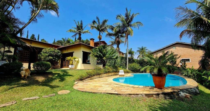 Casa com 5 dormitórios à venda, 368 m² por R$ 1.500.000,00 - Granja Viana - Carapicuíba/SP