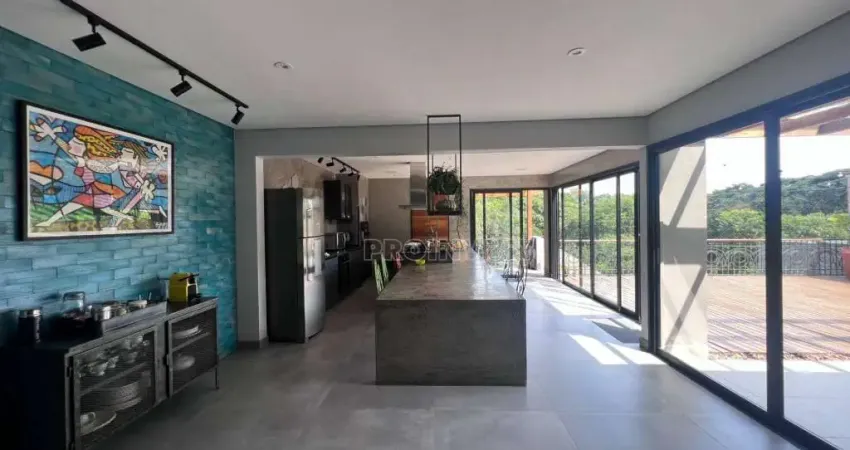 Casa com 3 dormitórios à venda, 200 m² por R$ 1.350.000,00 - Granja Viana - Fazendinha - Km 23 - Carapicuíba/SP