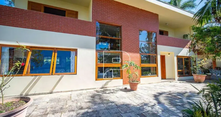Casa com 3 suítes à venda, 332 m² por R$ 1.700.000 - Granja Viana