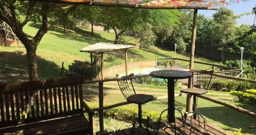 Casa com 4 dormitórios à venda, 692 m² por R$ 1.900.000,00 - Chácara das Rosas - Cotia/SP