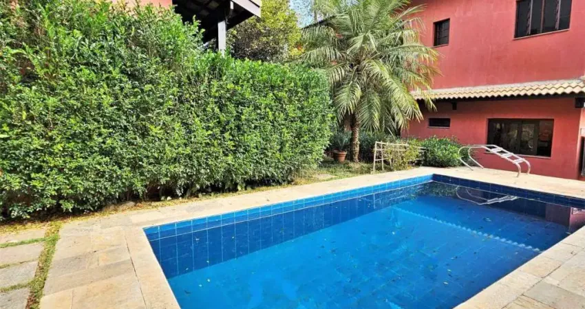 Casa com 4 dormitórios à venda, 300 m² por R$ 1.750.000,00 - Granja Viana - Embu das Artes/SP