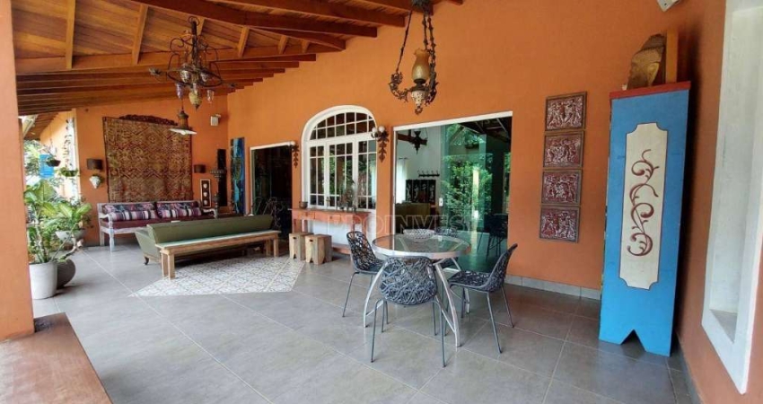 Casa com 4 dormitórios à venda, 400 m² por R$ 1.750.000,00 - Granja Viana - Cotia/SP
