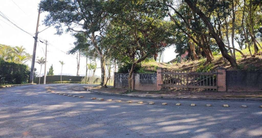 Terreno a venda na Granja Viana em condomínio de alto padrão, oportunidade.