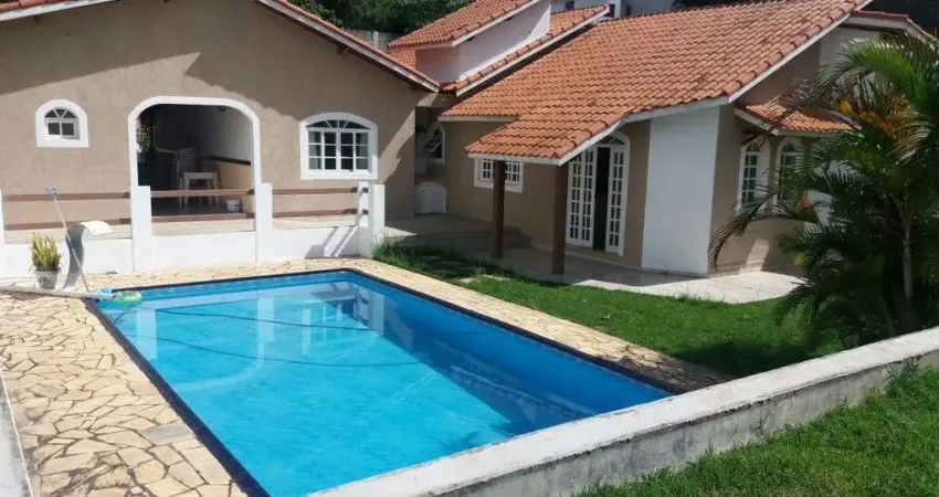Casa com 3 dormitórios à venda, 300 m² por R$ 950.000,00 - Jardim San Ressore (Caucaia do Alto) - Cotia/SP