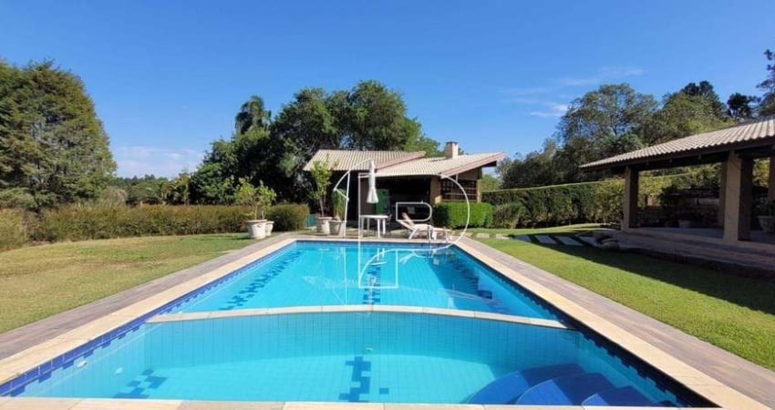 Casa com 3 dormitórios à venda, 550 m² por R$ 2.800.000,00 - Patrimônio do Carmo - São Roque/SP