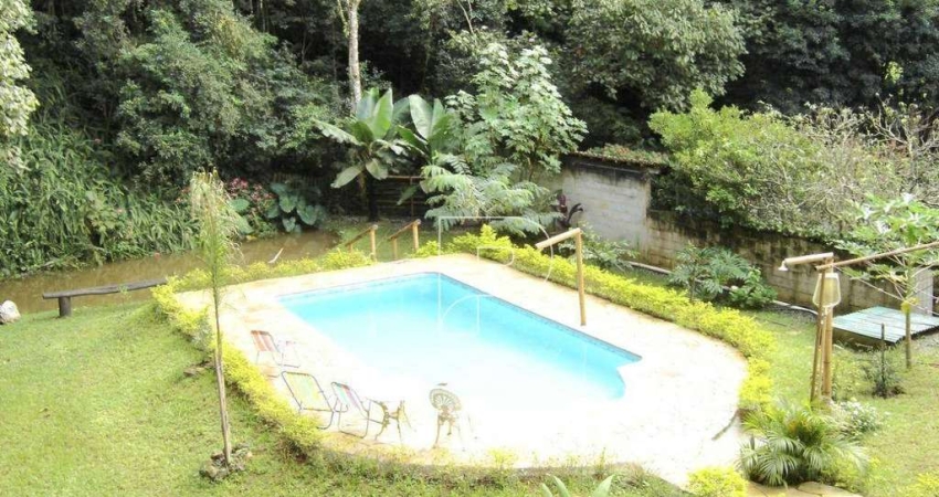 Casa com 4 dormitórios à venda, 294 m² por R$ 830.000,00 - Quinta da Cachoeira - Cotia/SP