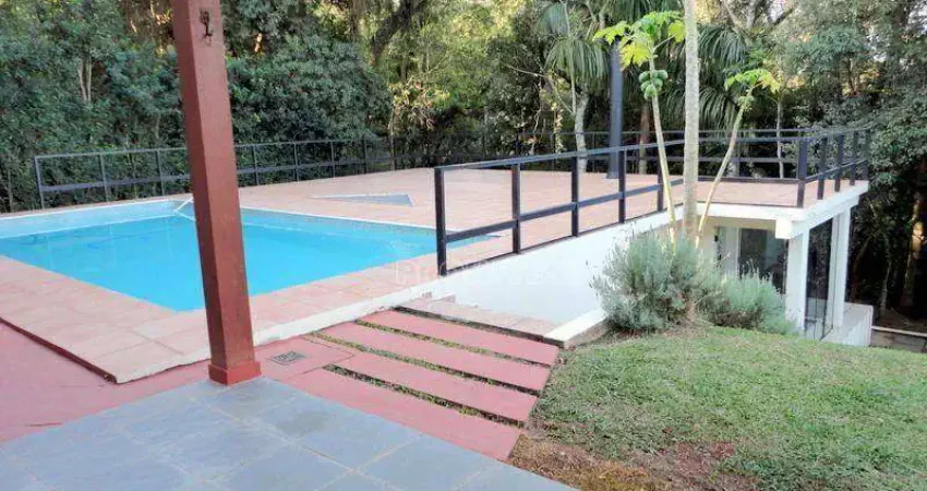 Casa com 4 dormitórios à venda, 300 m² por r$ 1.800.000,00 - granja viana - cotia/sp