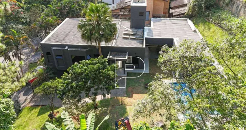 Casa com 3 dormitórios à venda, 300 m² por R$ 2.050.000,00 - Parque das Artes - Embu das Artes/SP